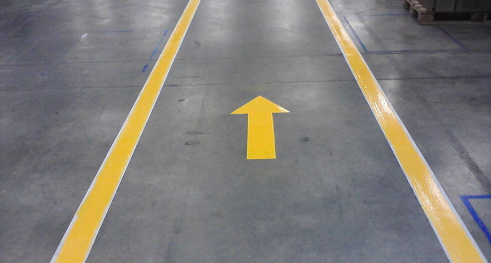 segnaletica orizzontale marche 25